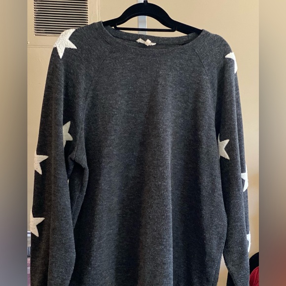 easel Sweaters - SWEATER NWOT